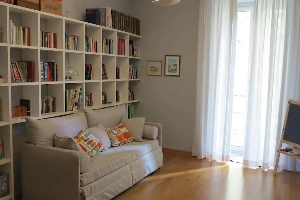 Nea Parthenope Apartment Naples Italy