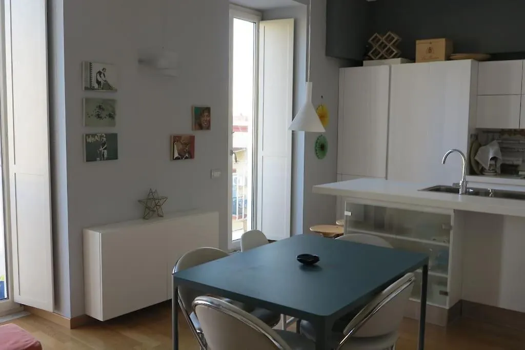 נאפולי Nea Parthenope Apartment